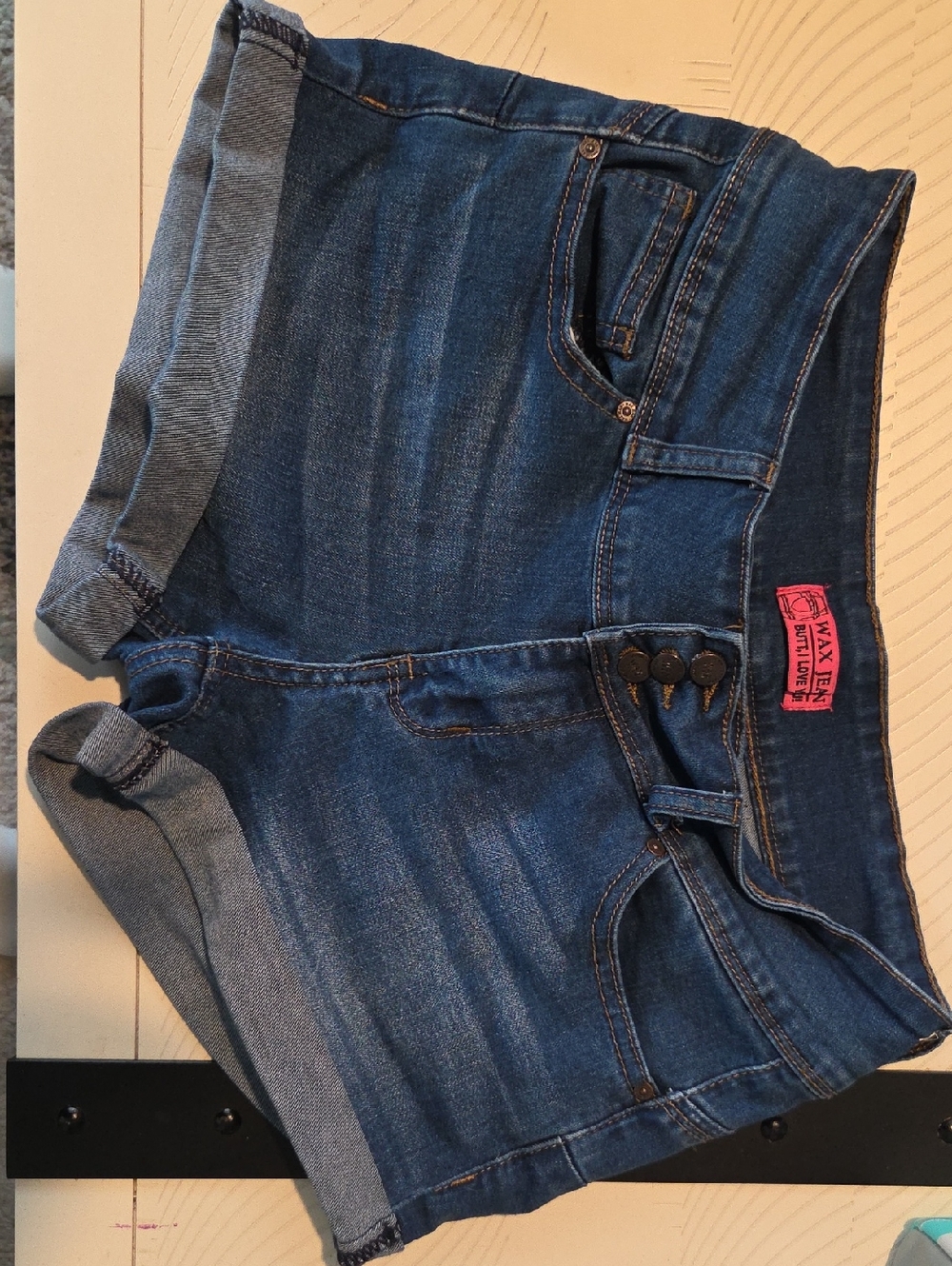 Wax Jean Blue Cuffed Denim Shorts with Triple-Button Waist Sz M